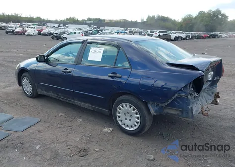 2006 Honda Accord 2.4 Vp z USA, uszkodzony, nr VIN 1HGCM56116A174128